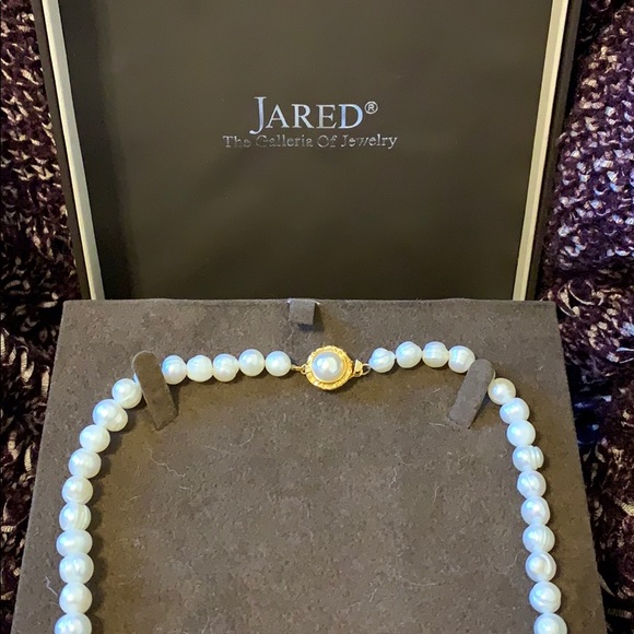 Genuine Medium Ringed Baroque South Sea Pearls - Picture 2 of 7